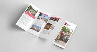 Schloss-Eutin-Flyer-Jahresprogramm-2026-Mockup